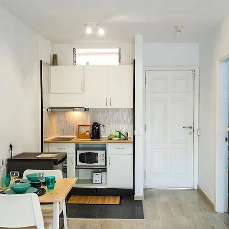 Americas Apartment